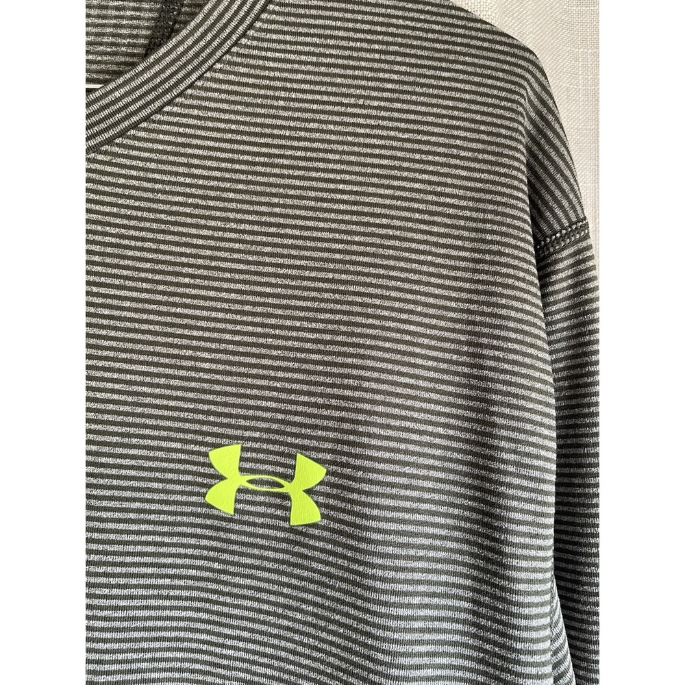 Under Armour Shirt Mens‎ Large GreenStripe V-neck Fitted Cold Gear Long Sleeve